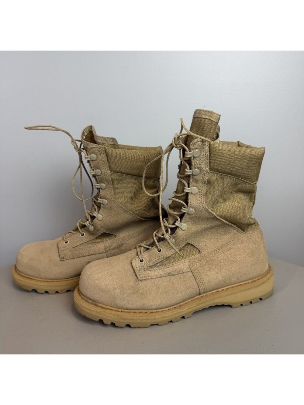 Rocky R6008 Tan Desert Safety Boots Men’s 10.5 W Steel Toe Vibram Tactical